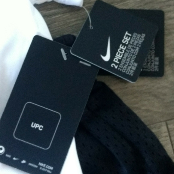 NWT NIKE Toddler 12M 18M Shortsleeve T-shirt & Short Set 2 Piece Outfit - Picture 8 of 9